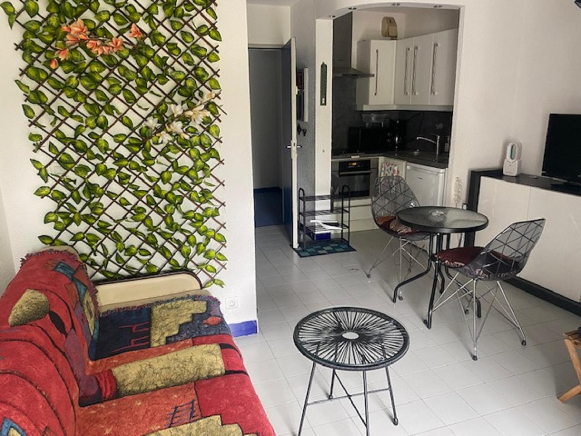 Vittoria Immobilier 2 -Reglement Sur Place - Cheques Vacances Acceptes La Grande-Motte Rom bilde